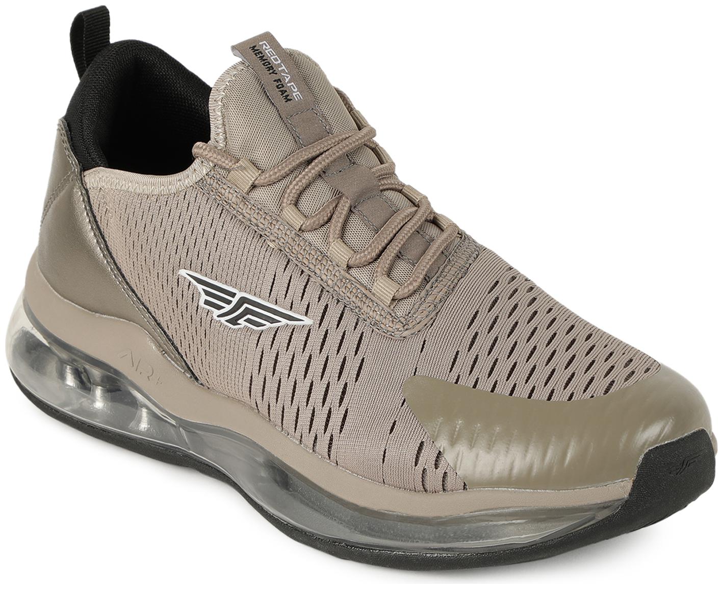

Red Tape Men Walking Shoes Walking Shoes ( Beige )