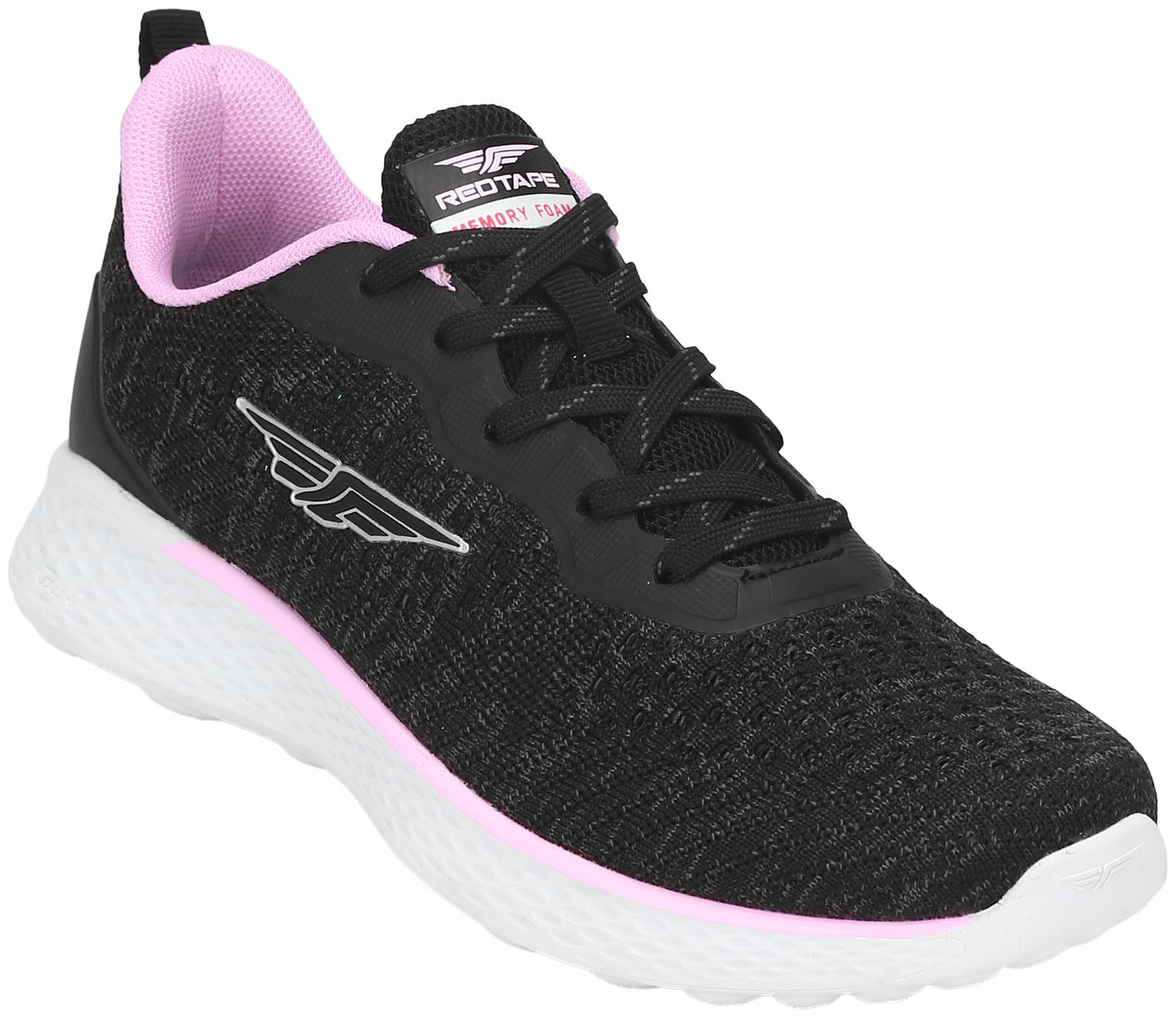 

Red Tape Women Walking Shoes Walking Shoes ( Black )