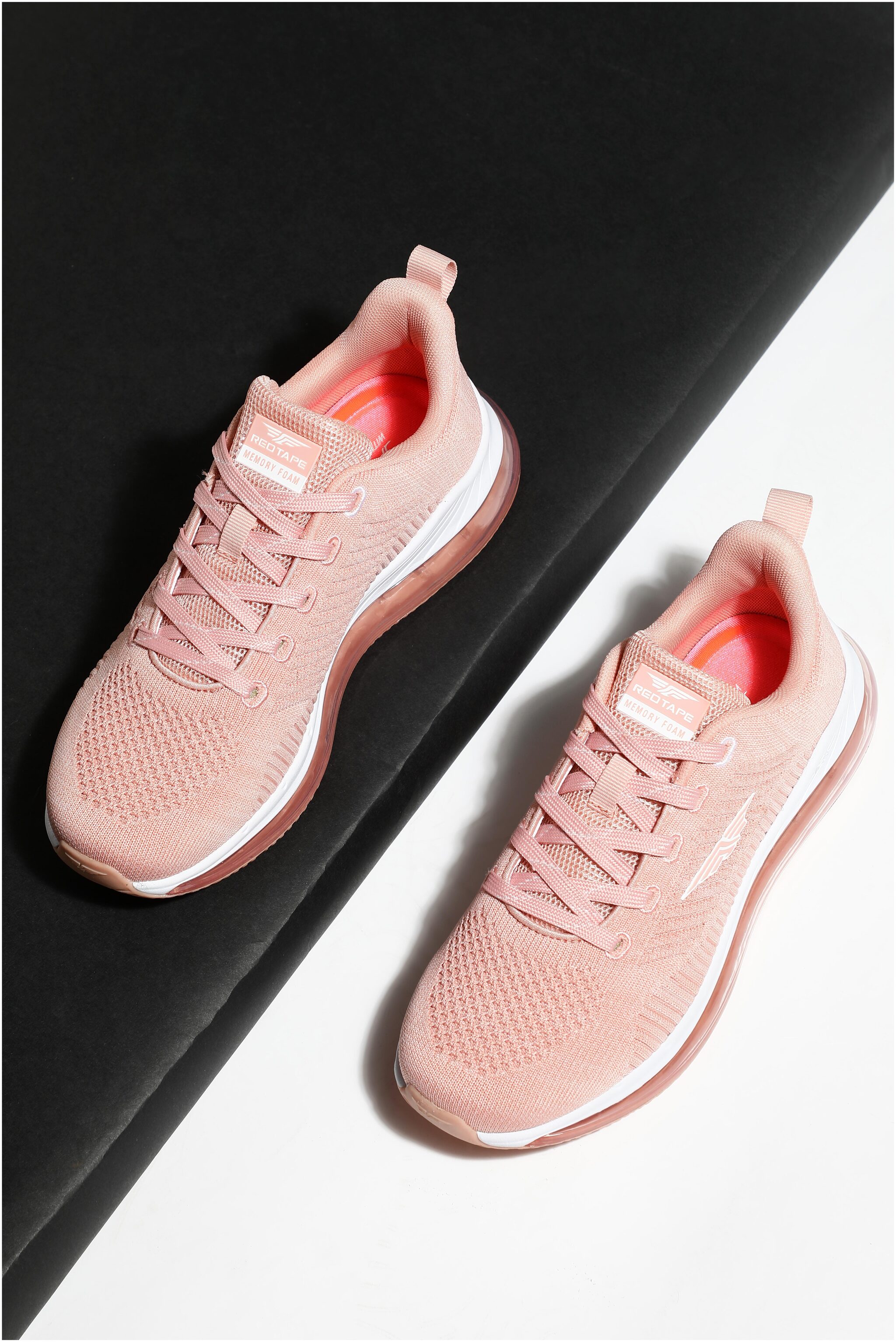 

Red Tape Women Walking Shoes ( Pink )