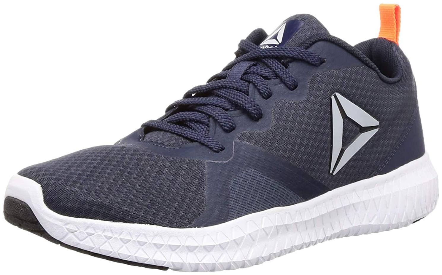 

Reebok Men AXON TR LP Running Shoes ( Navy Blue )