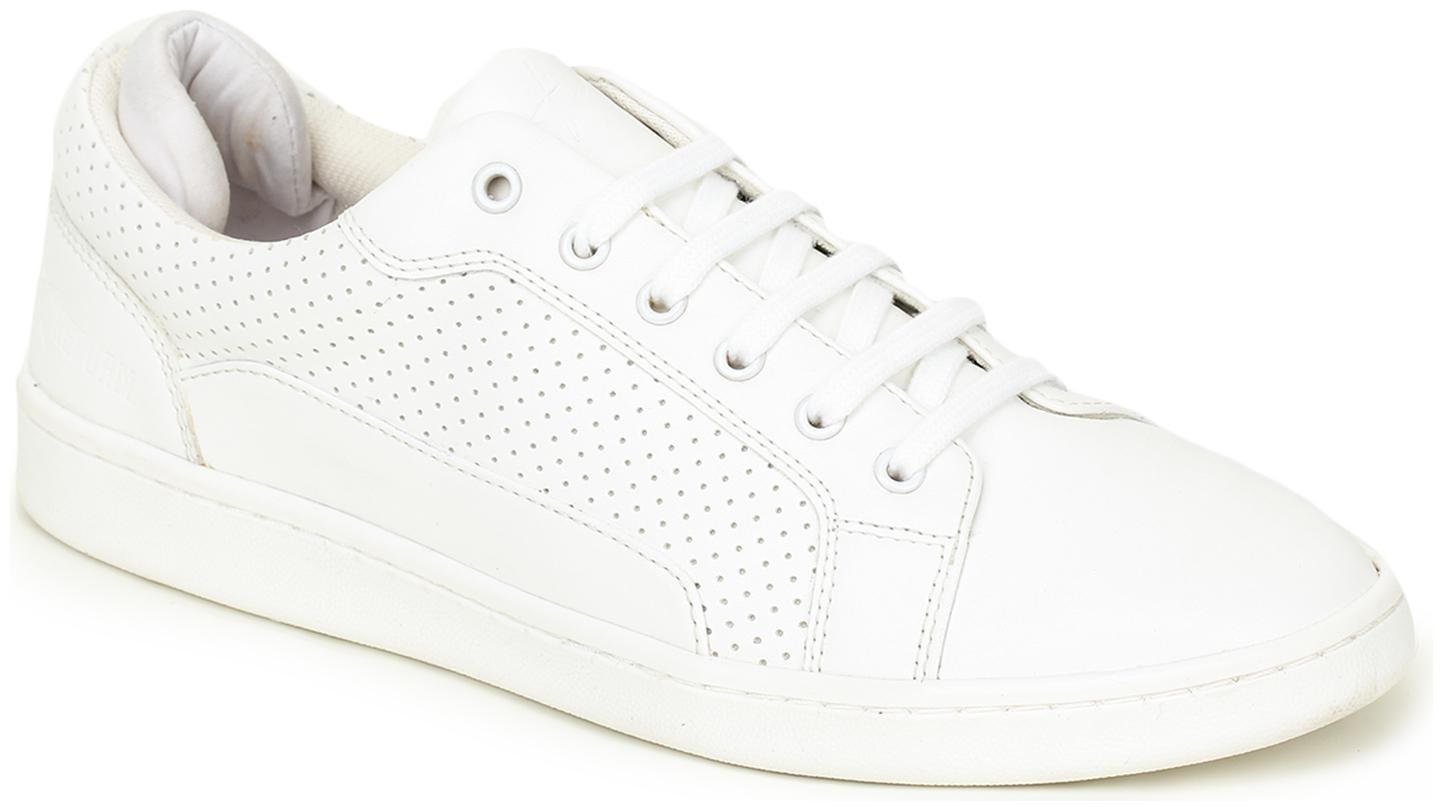 

REFOAM Men White Casual Shoes