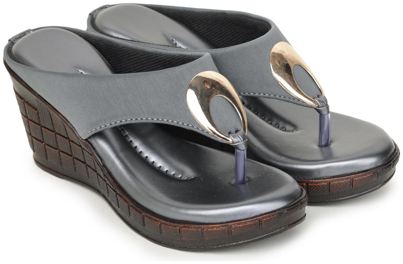 

RIMBOLL Women Grey Wedges