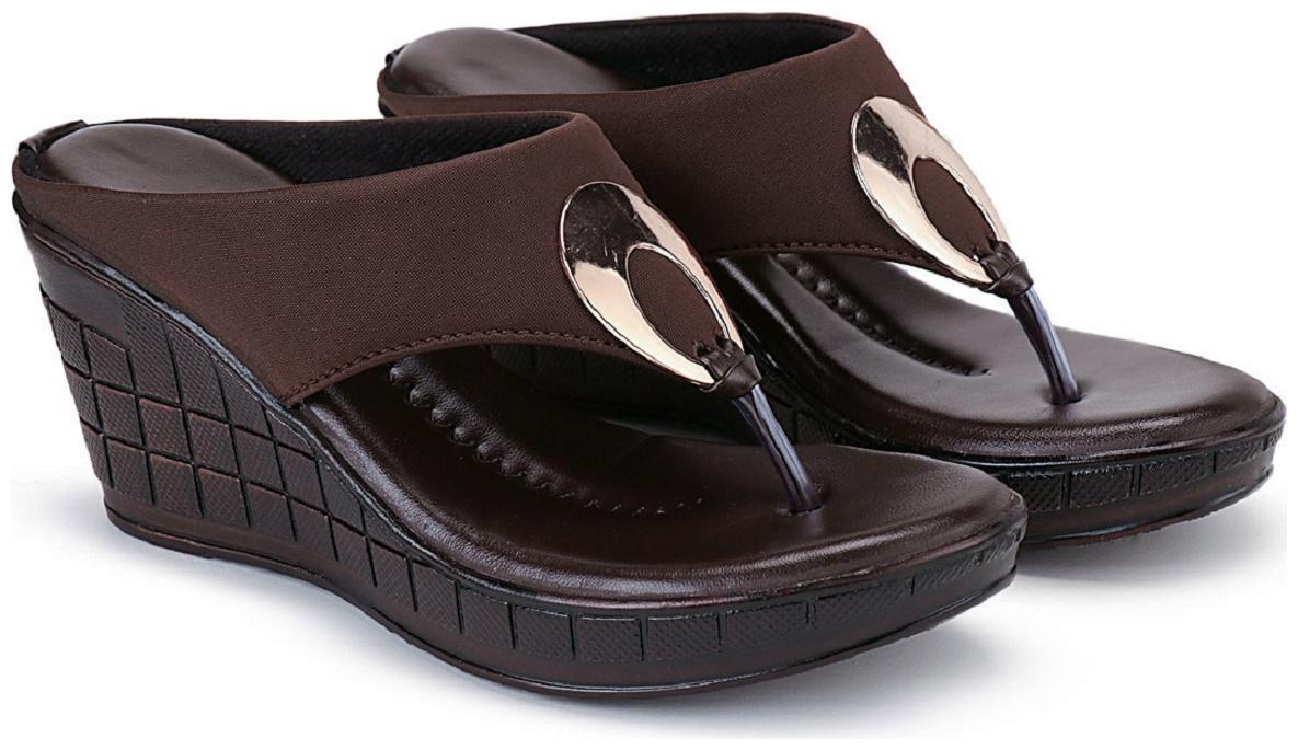 

RIMBOLL Women Brown Wedges
