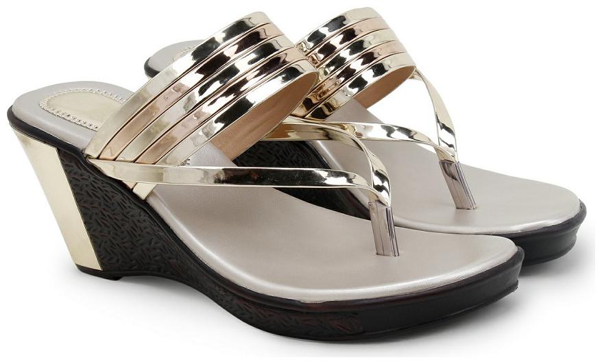 

RIMBOLL Women Gold Wedges