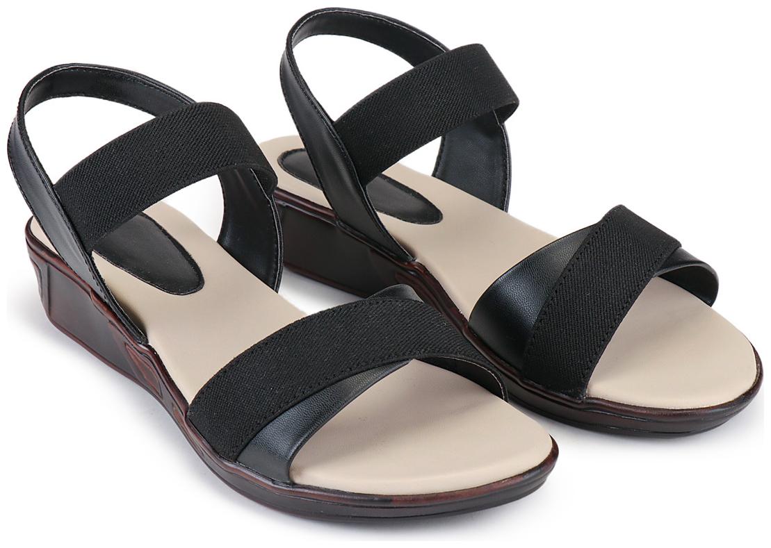 

RIMBOLL Women Black Sandals