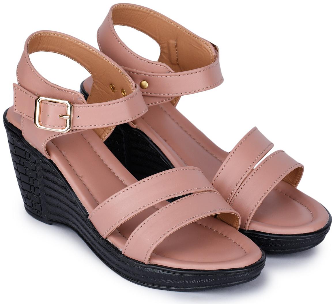 

RIMBOLL Women Pink Sandals