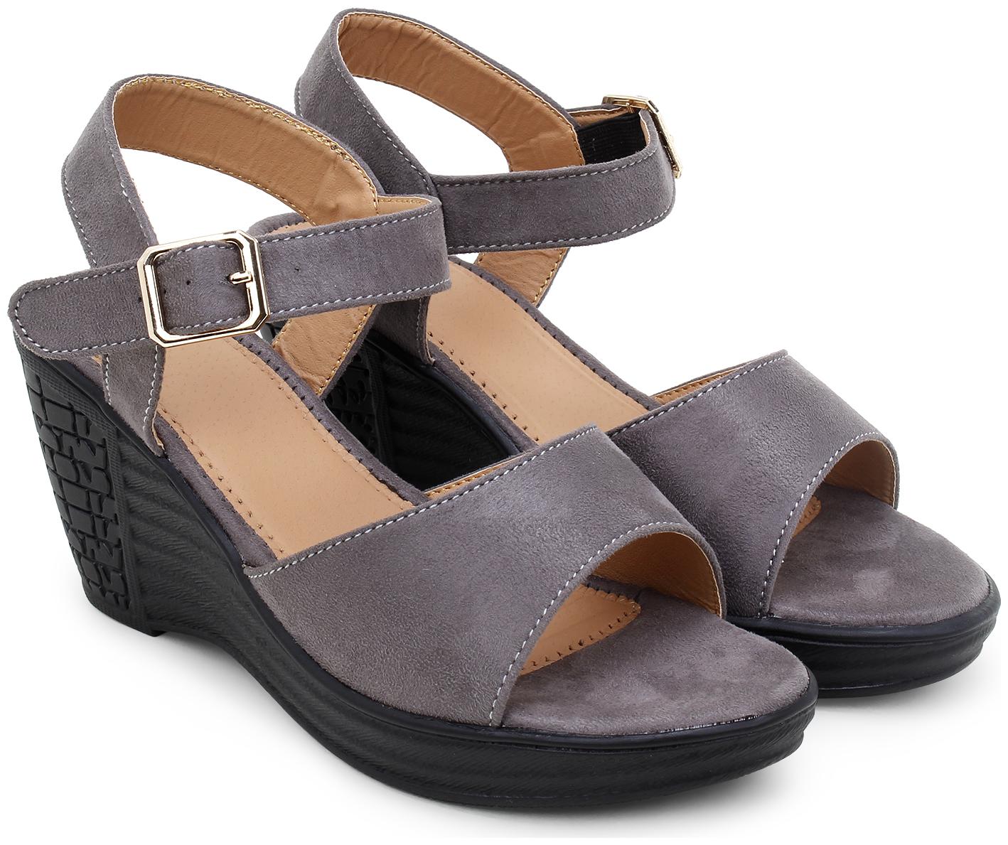 

RIMBOLL Women Grey Wedges