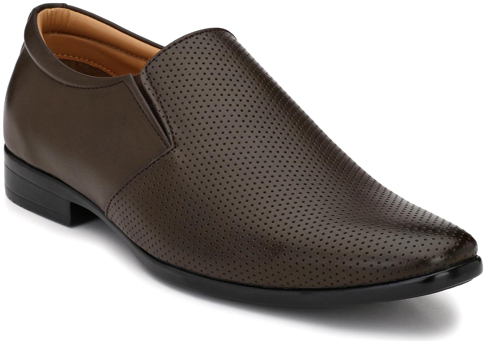 

Rodolfo Darrell Men Brown Formal Shoes