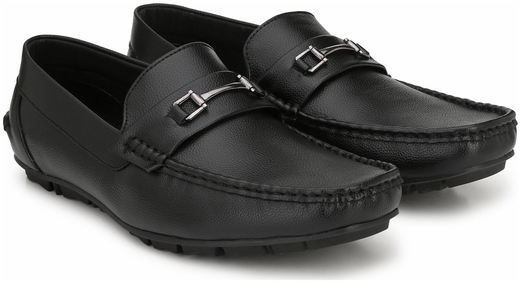 

Rodolfo Darrell Men Black Loafers