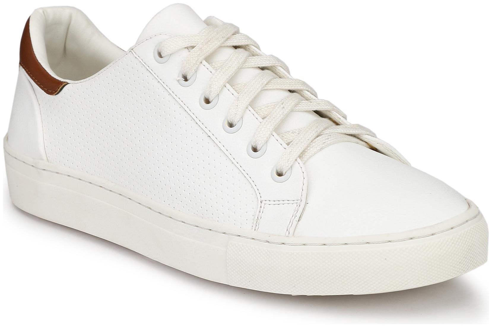 

Rodolfo Darrell Men White Sneakers