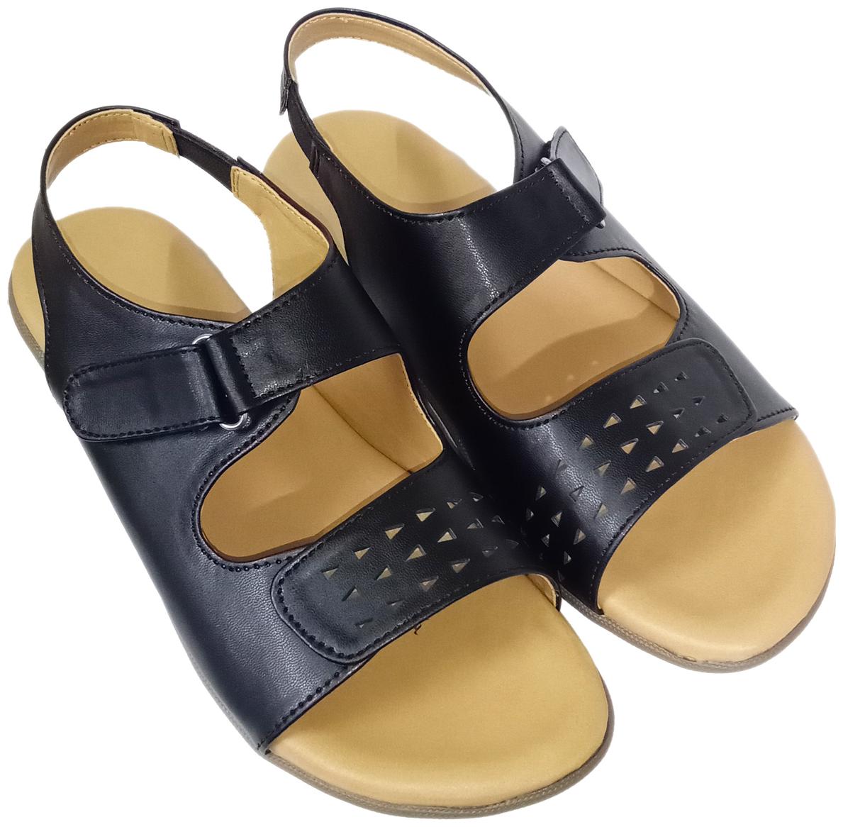 

Saanvishubh Women Black Sandals