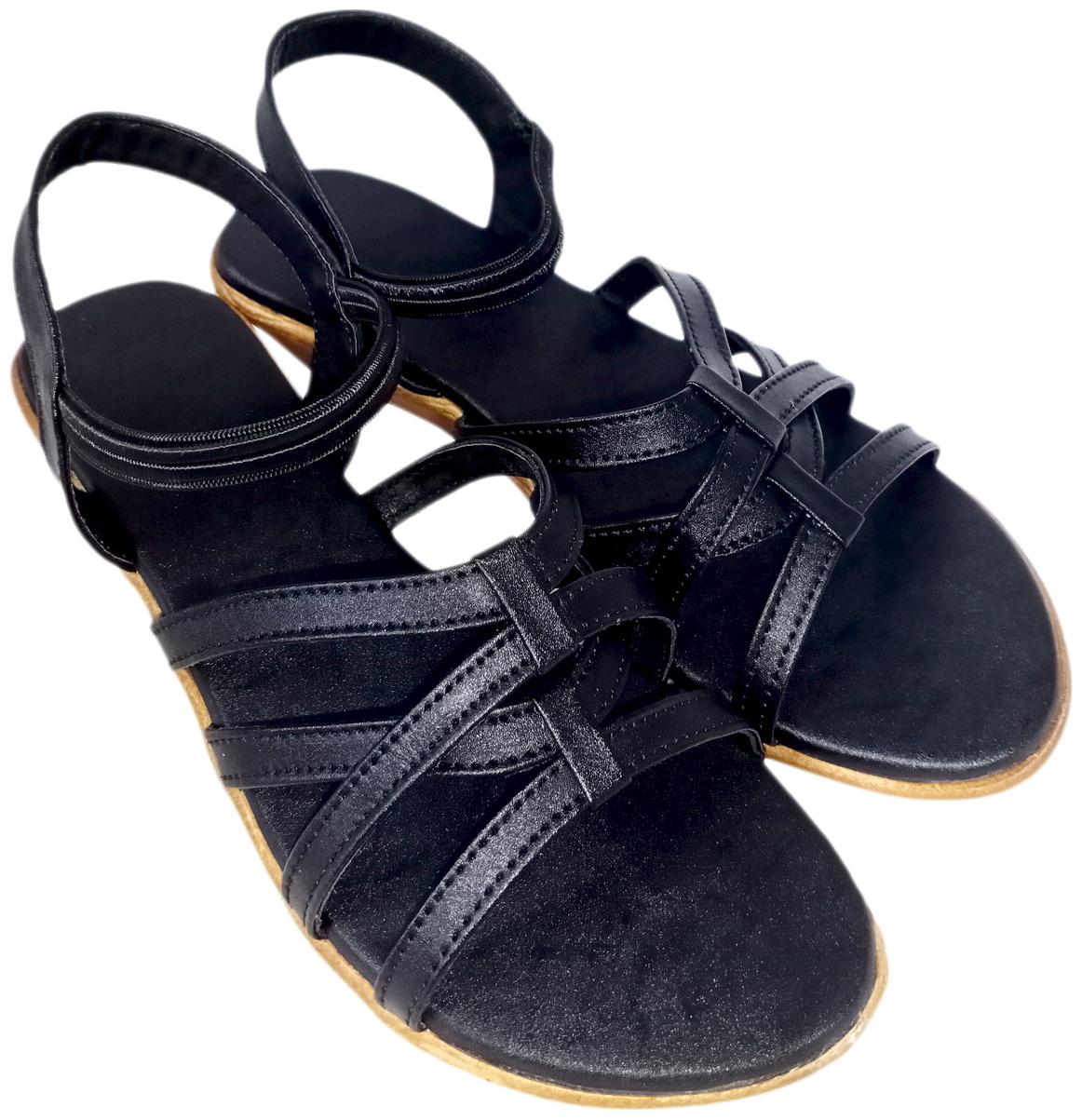 

Saanvishubh Women Black Sandals