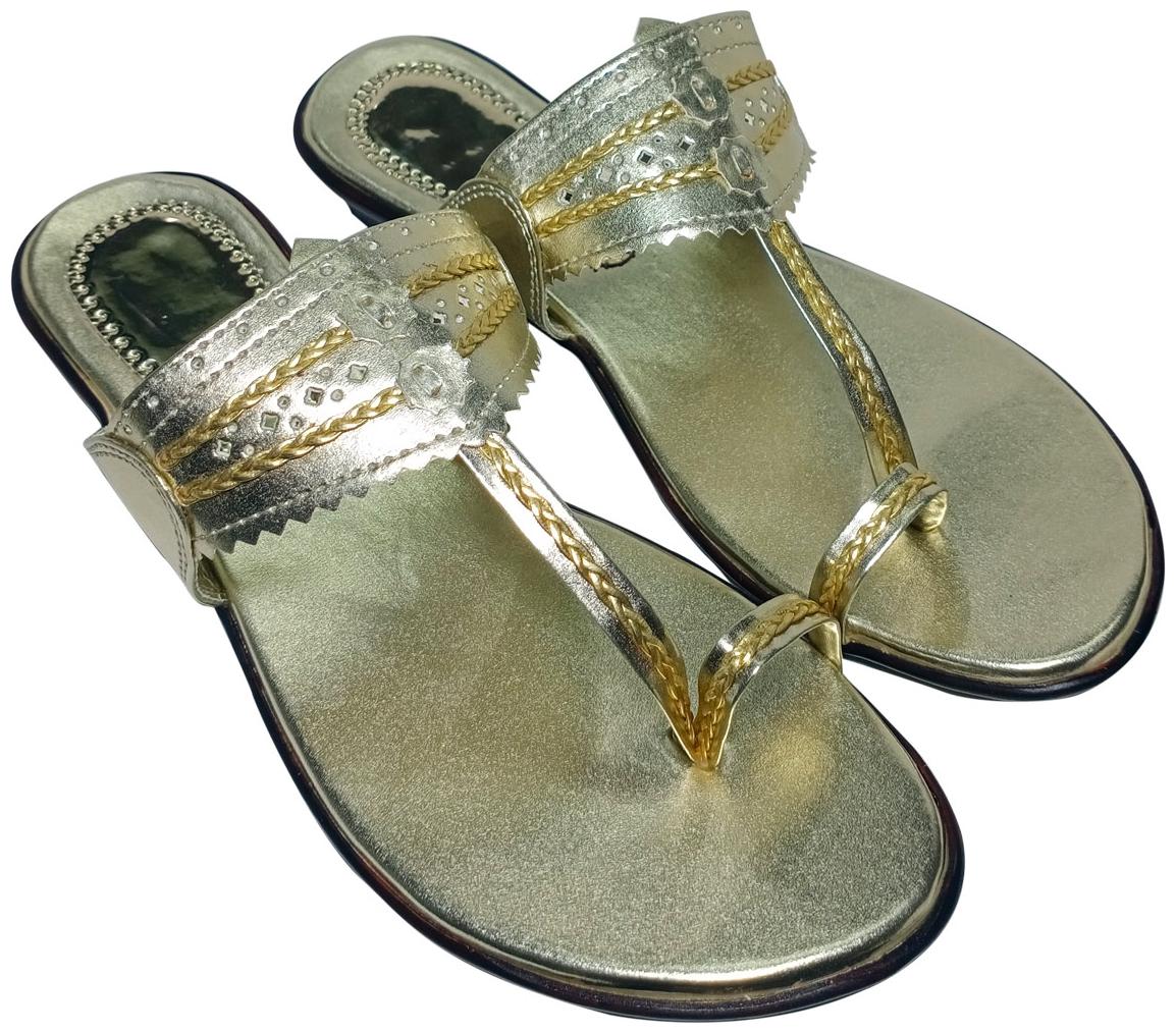 

Saanvishubh Women Gold Silver One Toe Flats