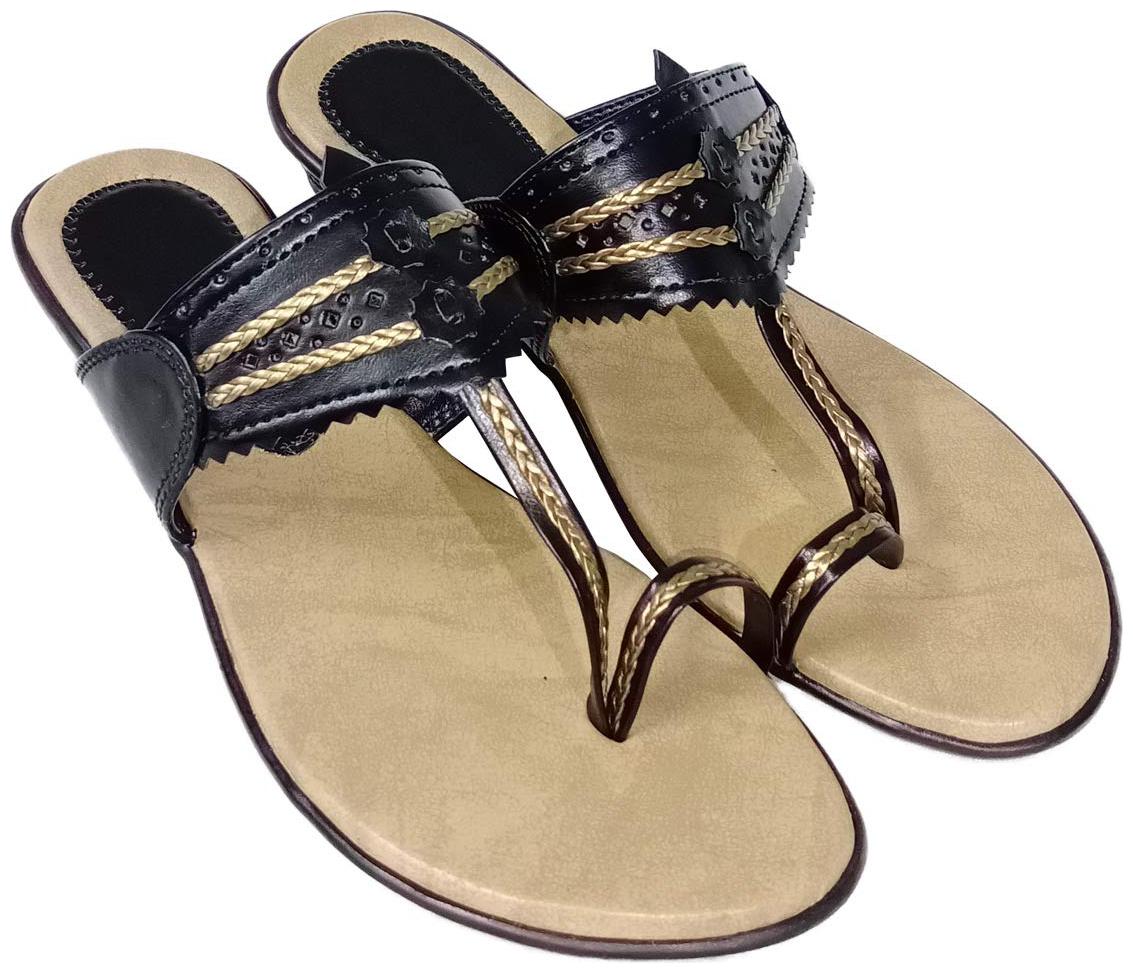 

Saanvishubh Women Black One Toe Flats