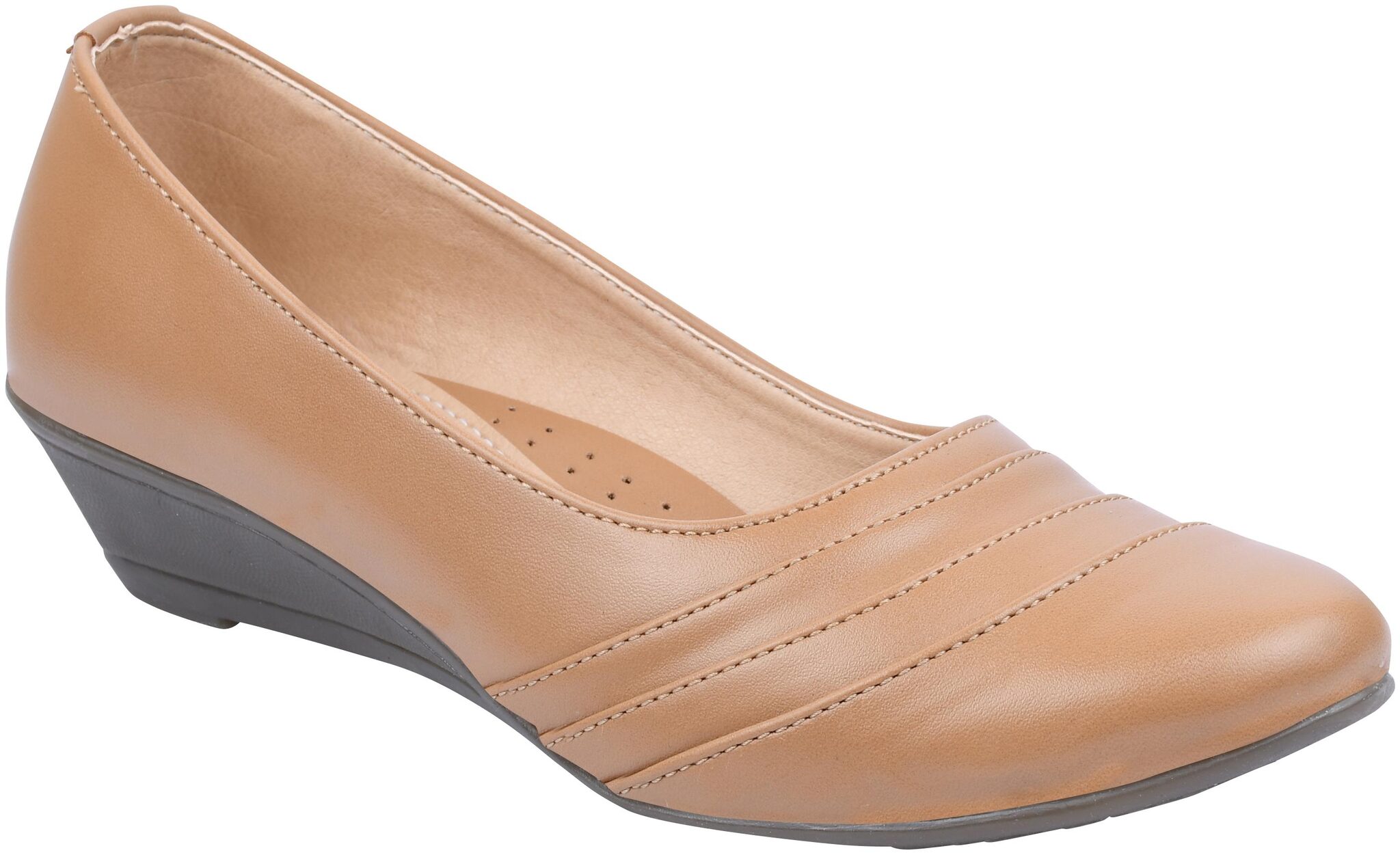 

SALARIO Women Beige Wedges