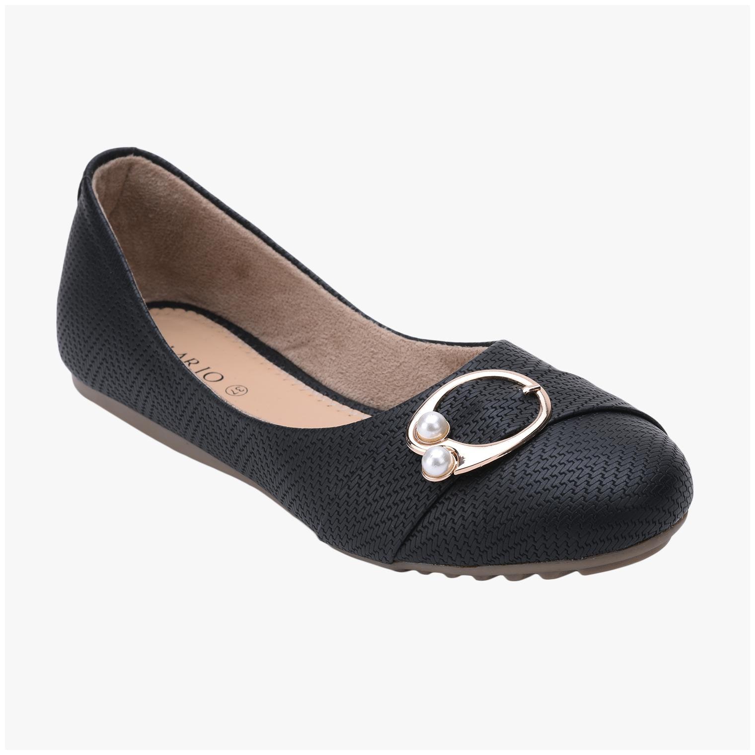 

SALARIO Women Black Bellies