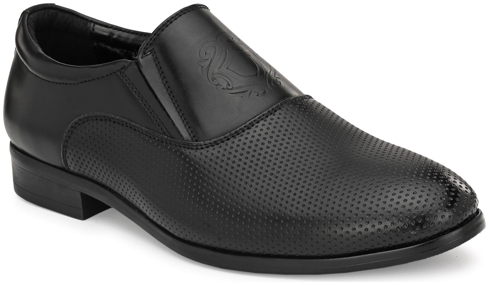 

San Frissco Men Black Slip-On Formal Shoes