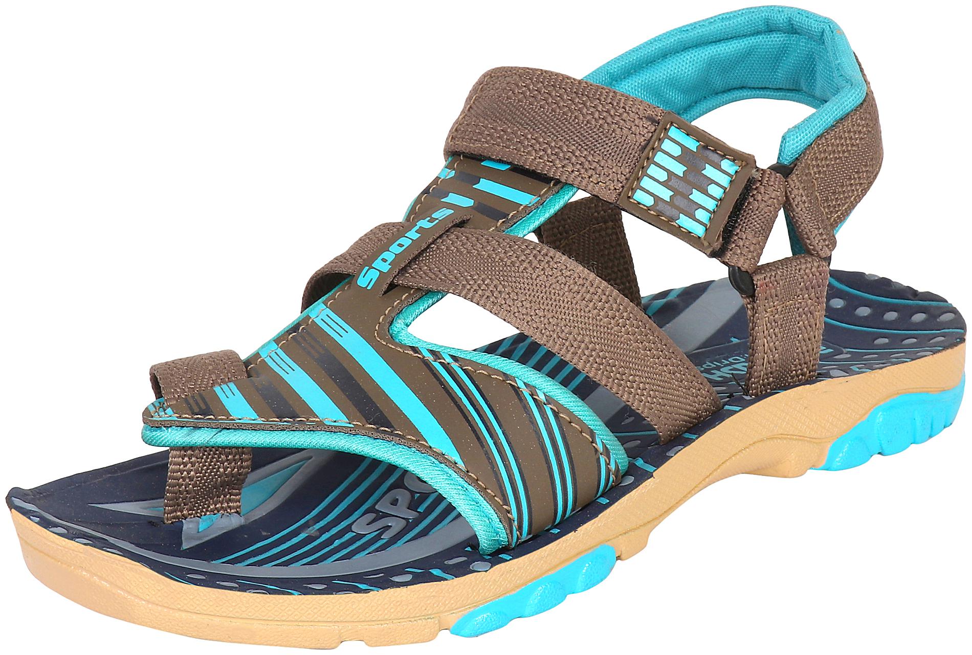 

Earton Men Green Sandals