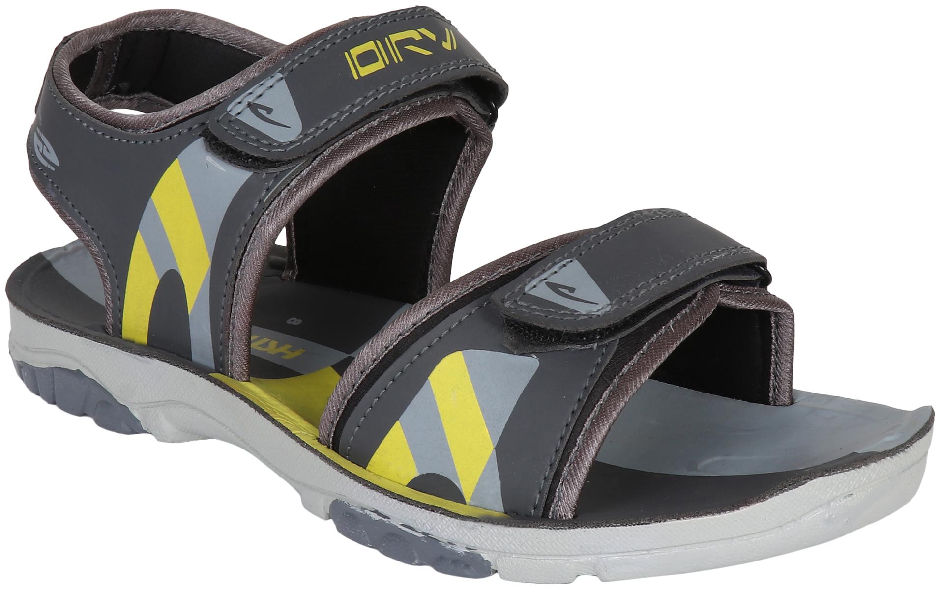 

Earton Men Grey Sandals