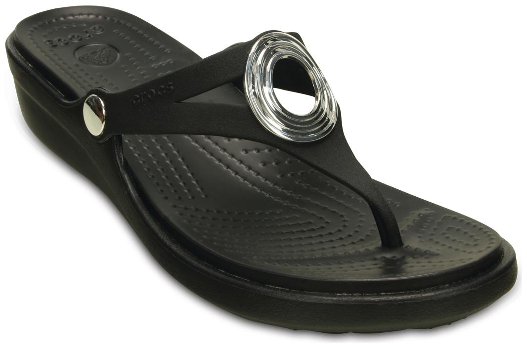 

Crocs Women s Gold Sanrah Sandals