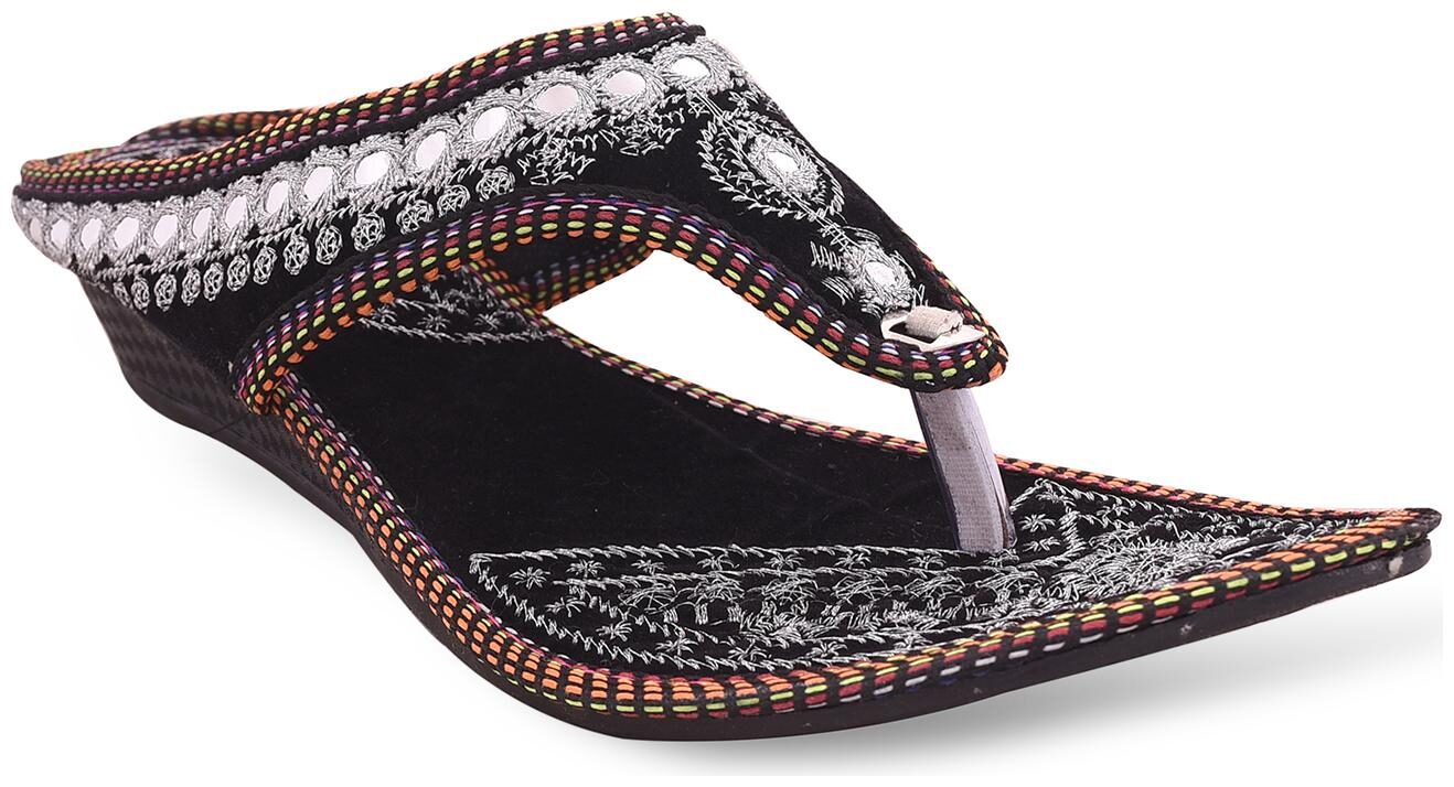 

Sayera Women s Velvet Embroidery Black Flat Slipper(SC 087 Black-ko-5)