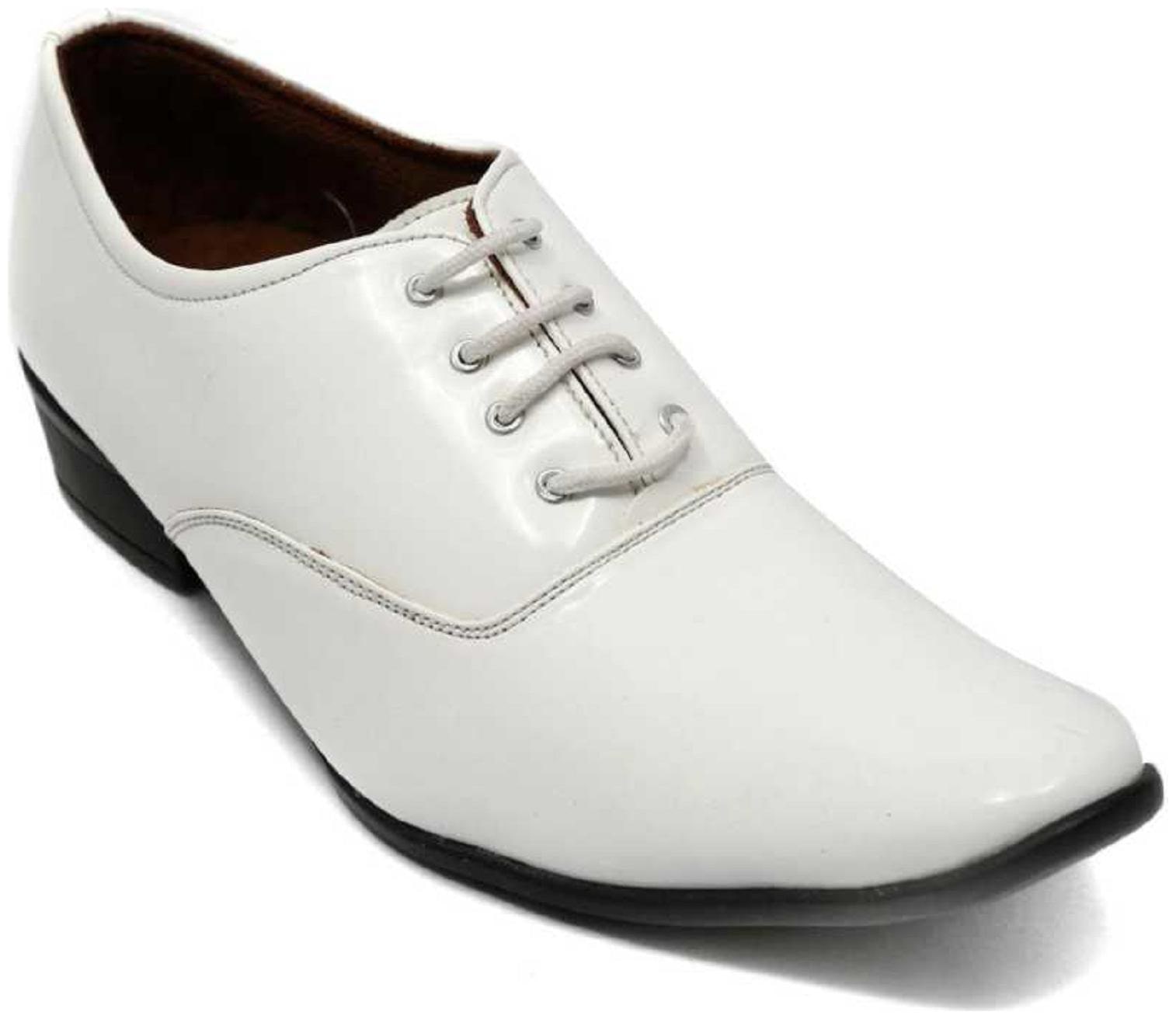 

Semana Men White Formal Shoes
