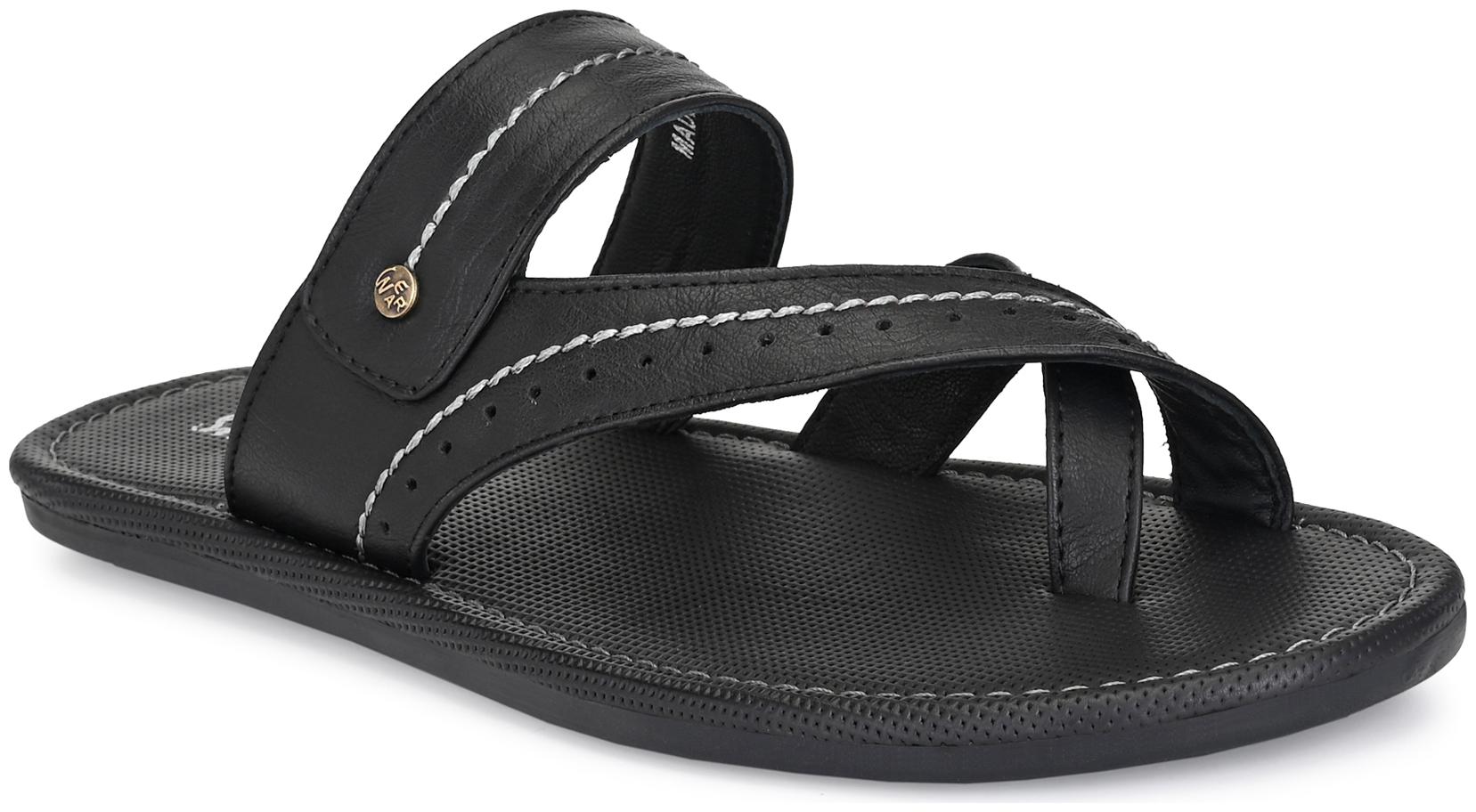 

Shences Men Black Flip-Flops - 1 Pair