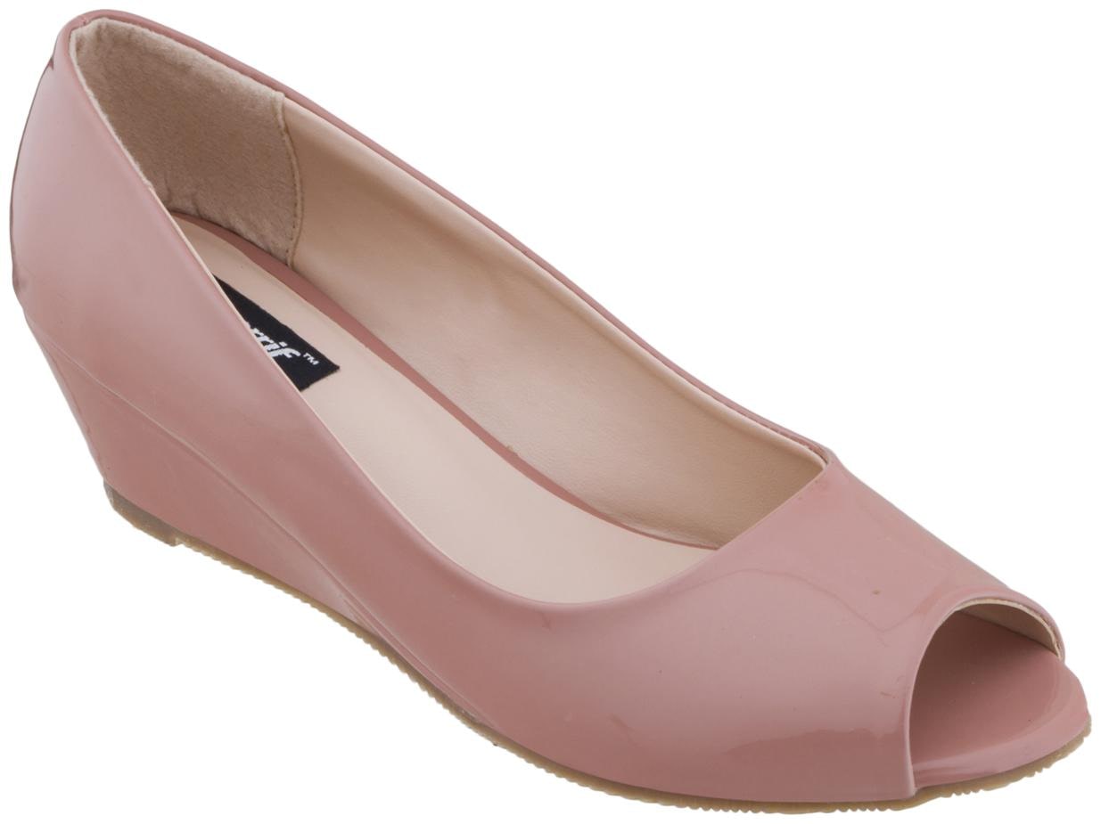 

Sherrif Women S Nude Wedge Heel Pumps