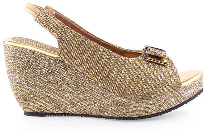 

Shoe Lab Women Gold Wedges