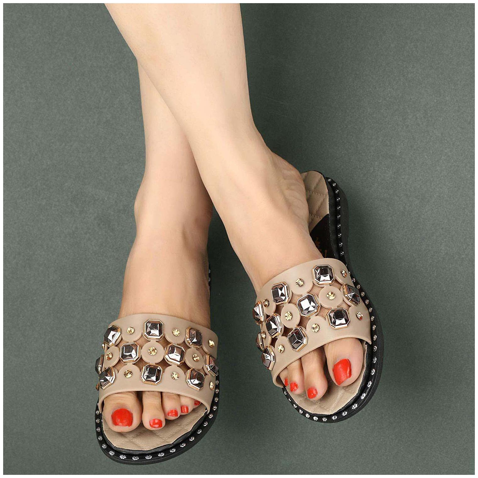 

Shoe Lab Women s Slipper