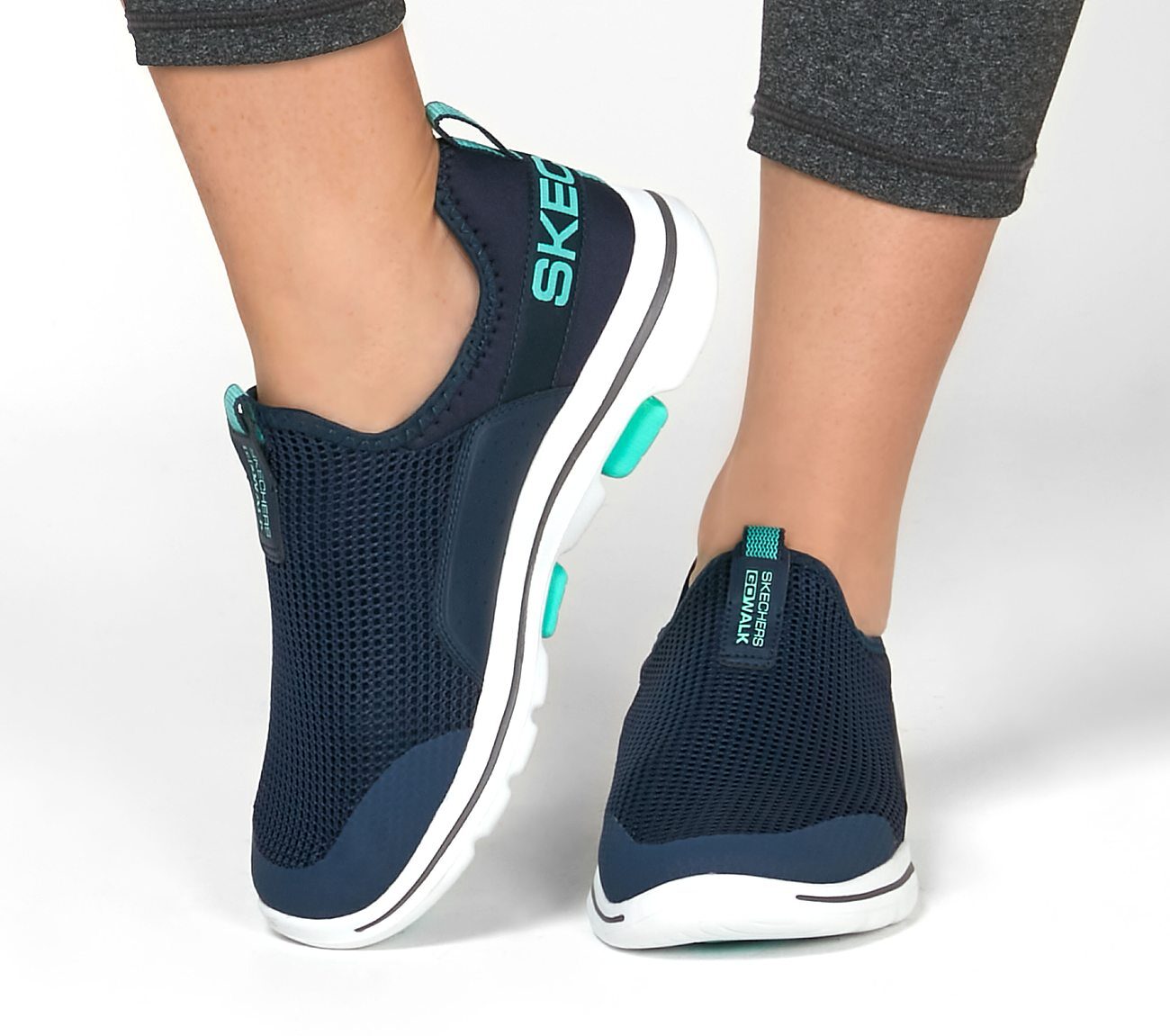 

Skechers Women Walking Shoes ( Navy Blue )