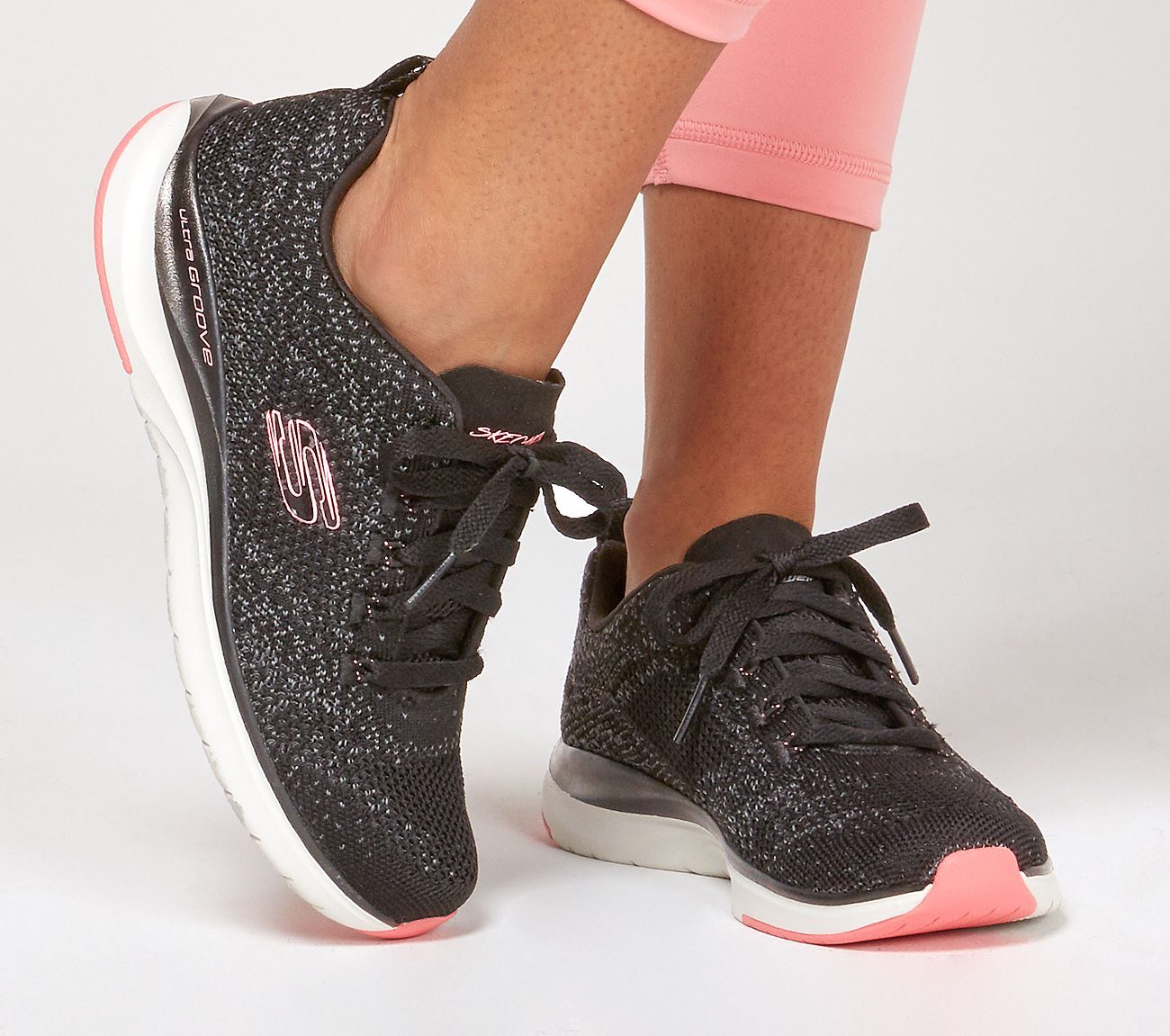 

Skechers Women Training Gym Shoes ( Black )