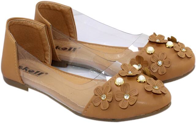 Skoll Pointed Toe Bellies For Women ( Beige )