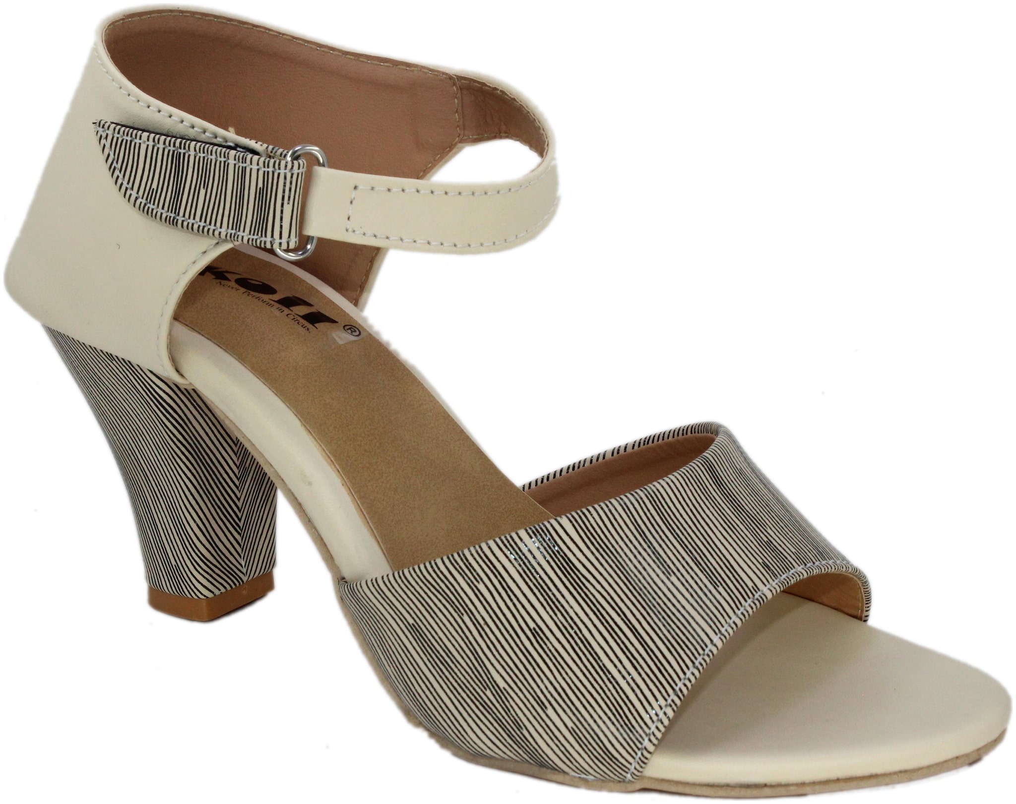 

Skoll Women Cream Pumps