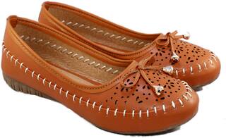 Skoll Round Toe Bellies For Women ( Tan )