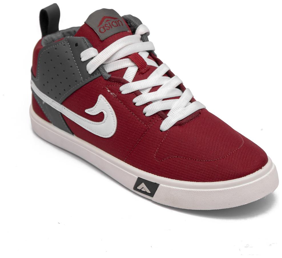 

Asian Men Red Classic Sneakers