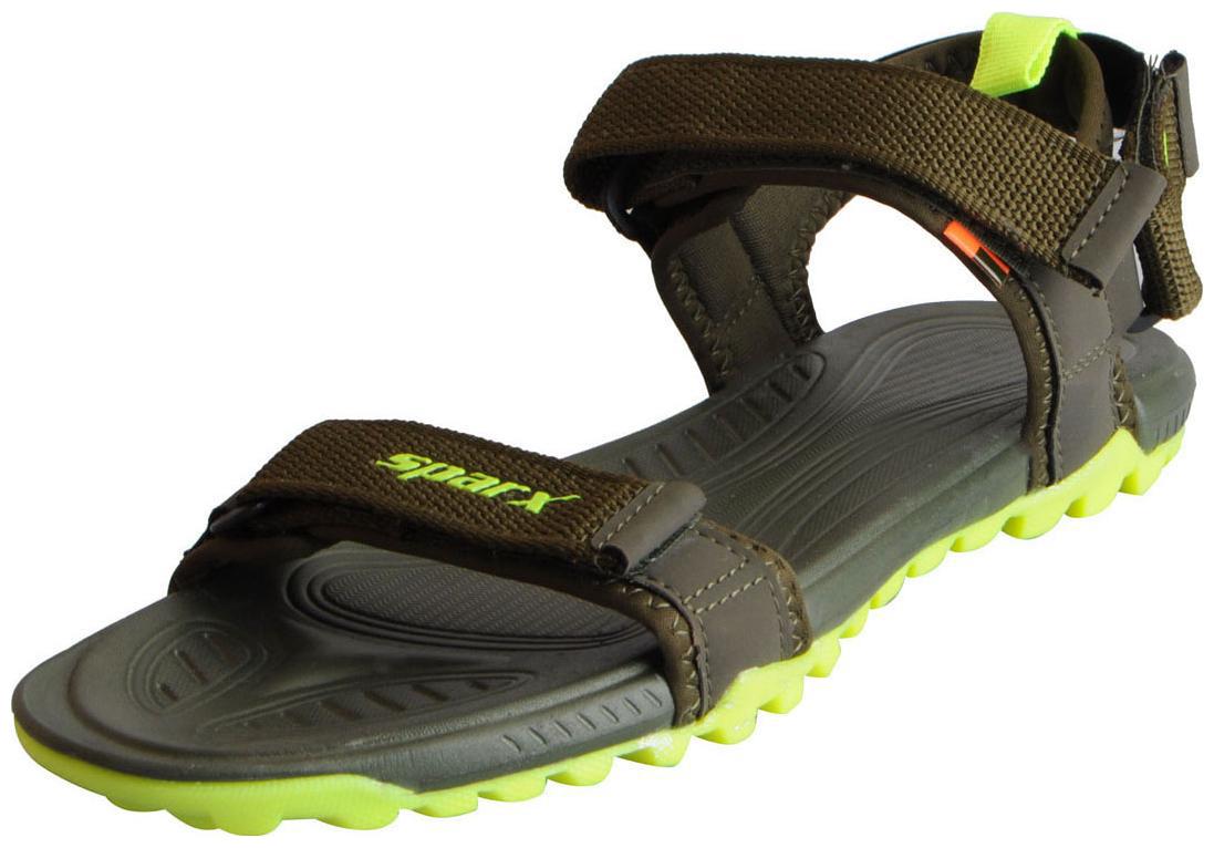 

Sparx Men Green Floaters