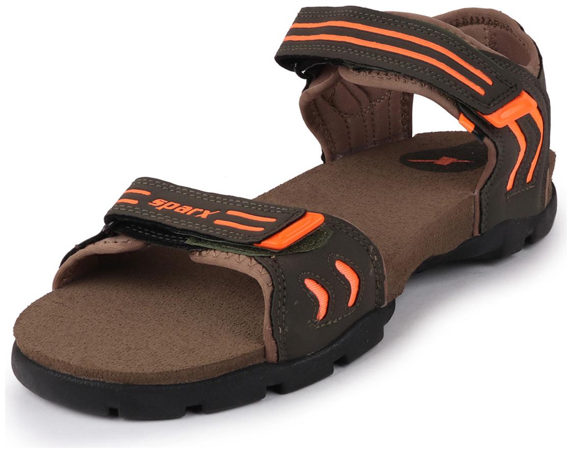 

Sparx Men Green Floaters