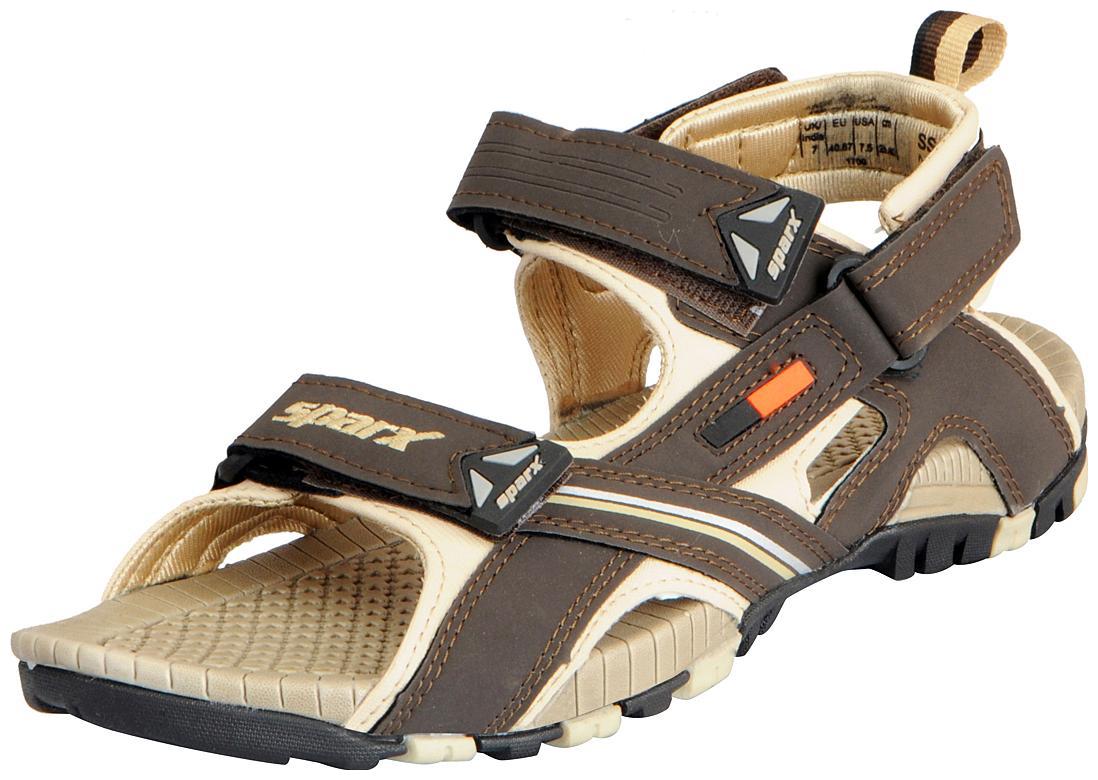 

Sparx Men Brown Floaters