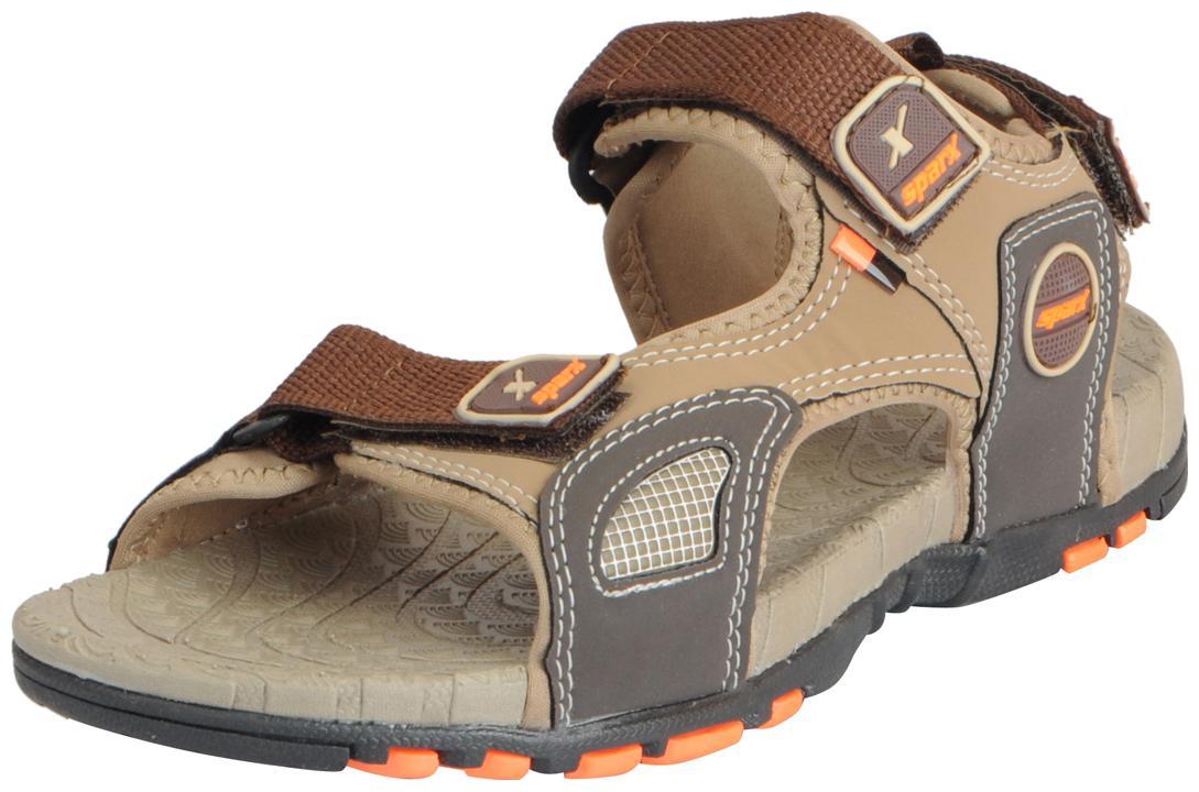 

Sparx Men Brown Floaters