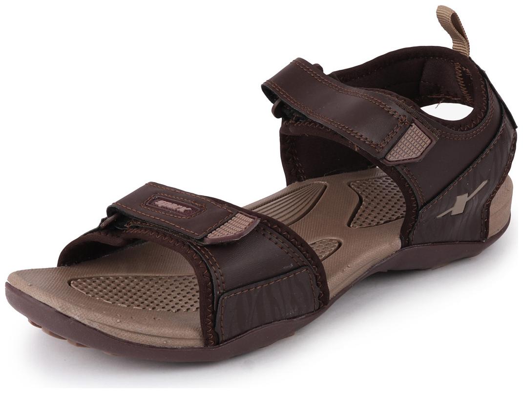 

Sparx Men Brown Floaters