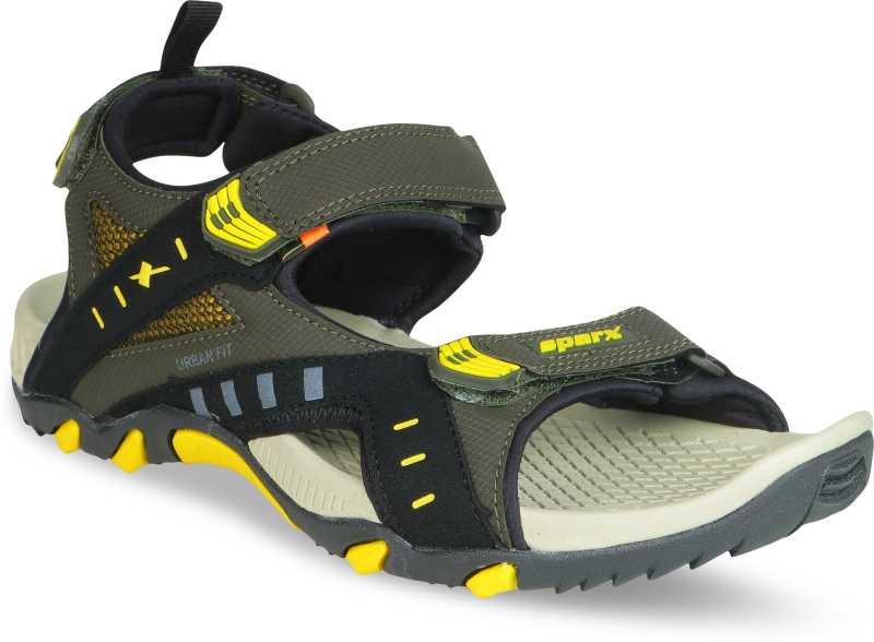 

Sparx Men Green Floaters