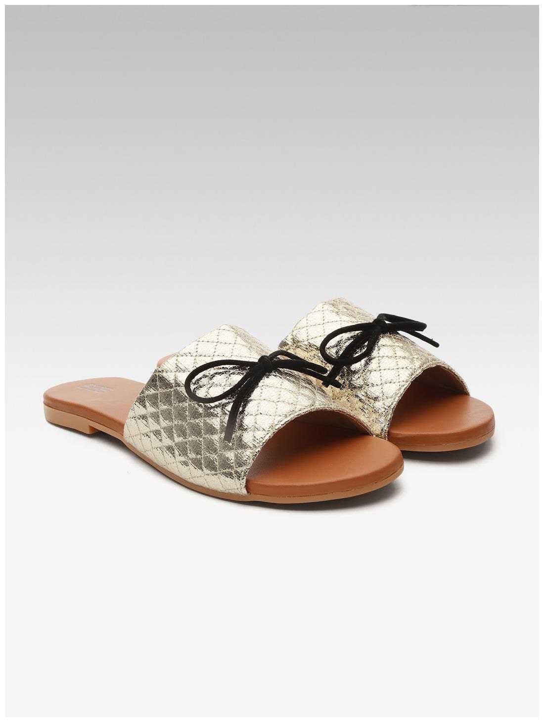 

STREETSTYLESTORE Women Silver One Toe Flats