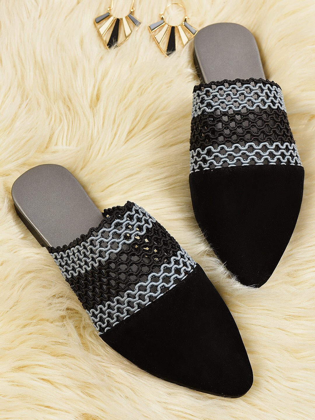 

STREETSTYLESTORE Women Black Mules