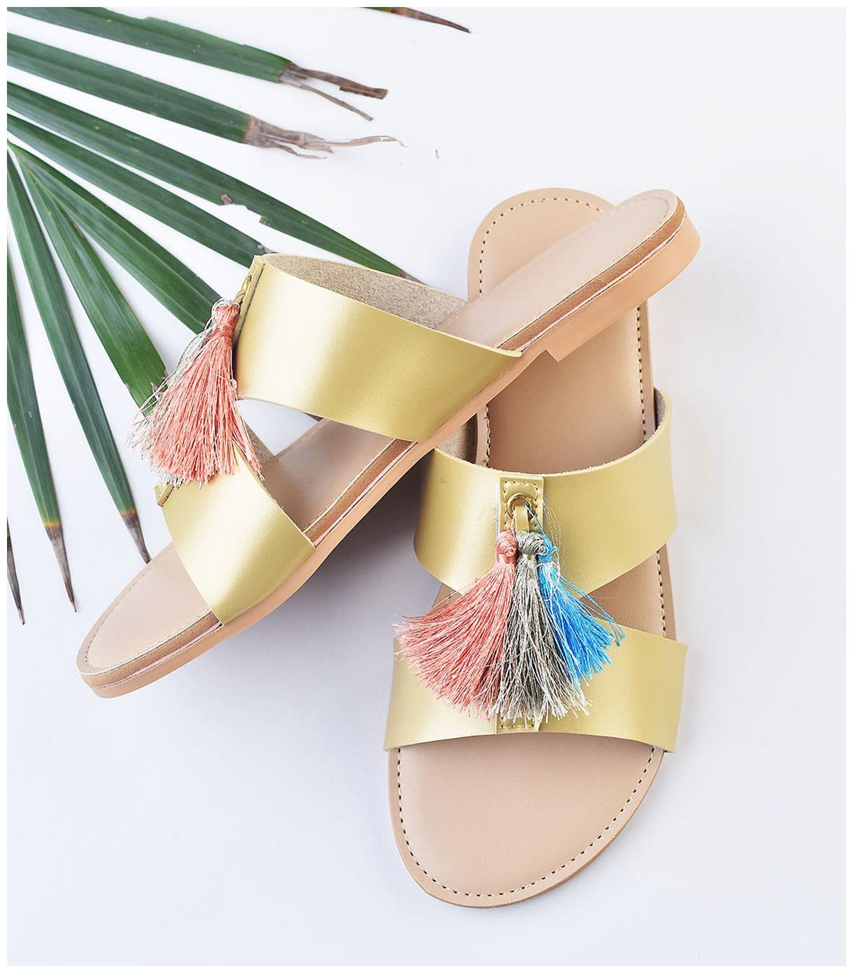 

STREETSTYLESTORE Women Gold Open Toe Flats