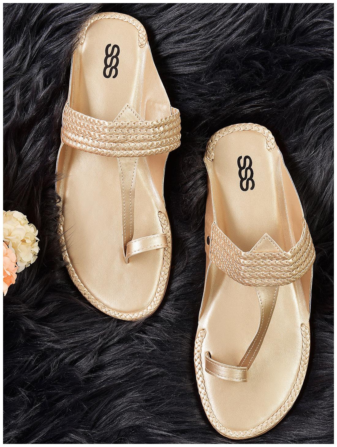 

STREETSTYLESTORE Women Gold Open Toe Flats