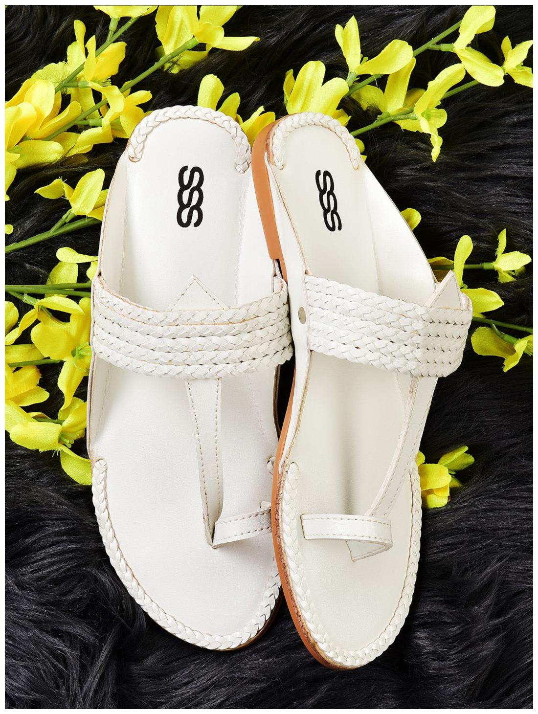 

STREETSTYLESTORE Women Off-White Open Toe Flats