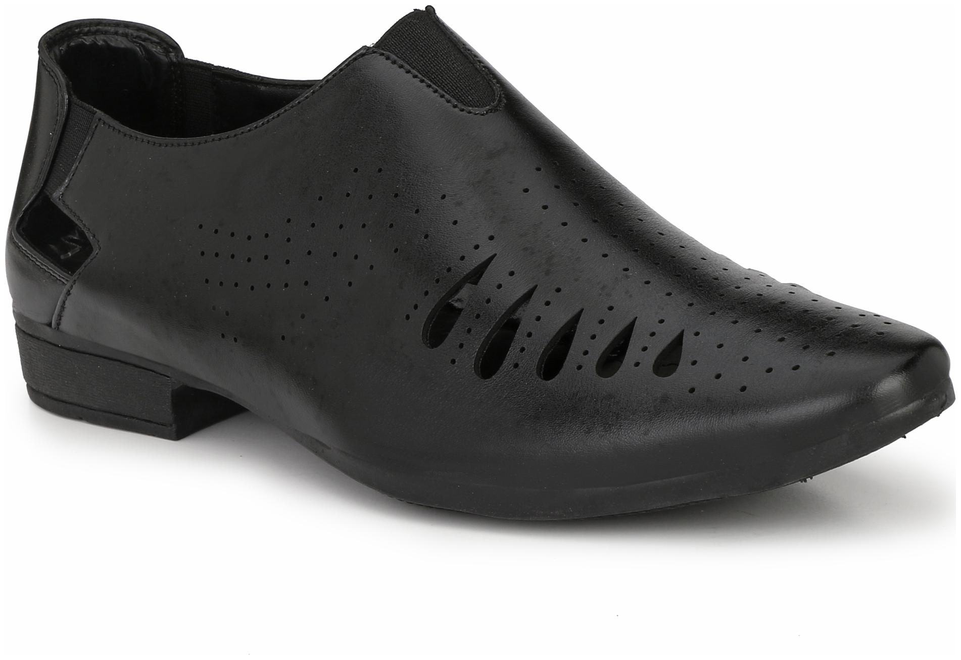 

Trendigo Sandals For Men