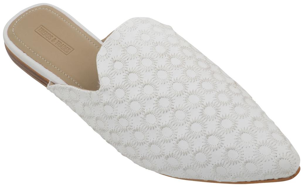 

Trends Trades Women White Mules