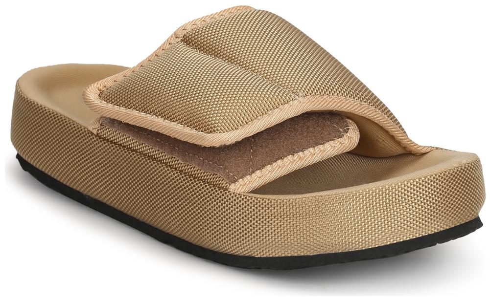 

Truffle Collection Women Synthetic Solid Casual Flipflops